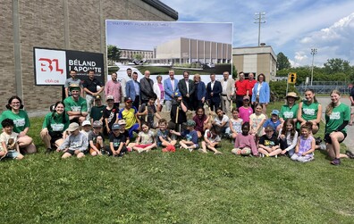 Première pelletée de terre du Complexe sportif Promutuel Assurance
