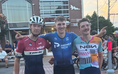 Un Critérium de vélo réussi et enlevant